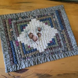 Set of 4 Quilted Pinecone Placemats